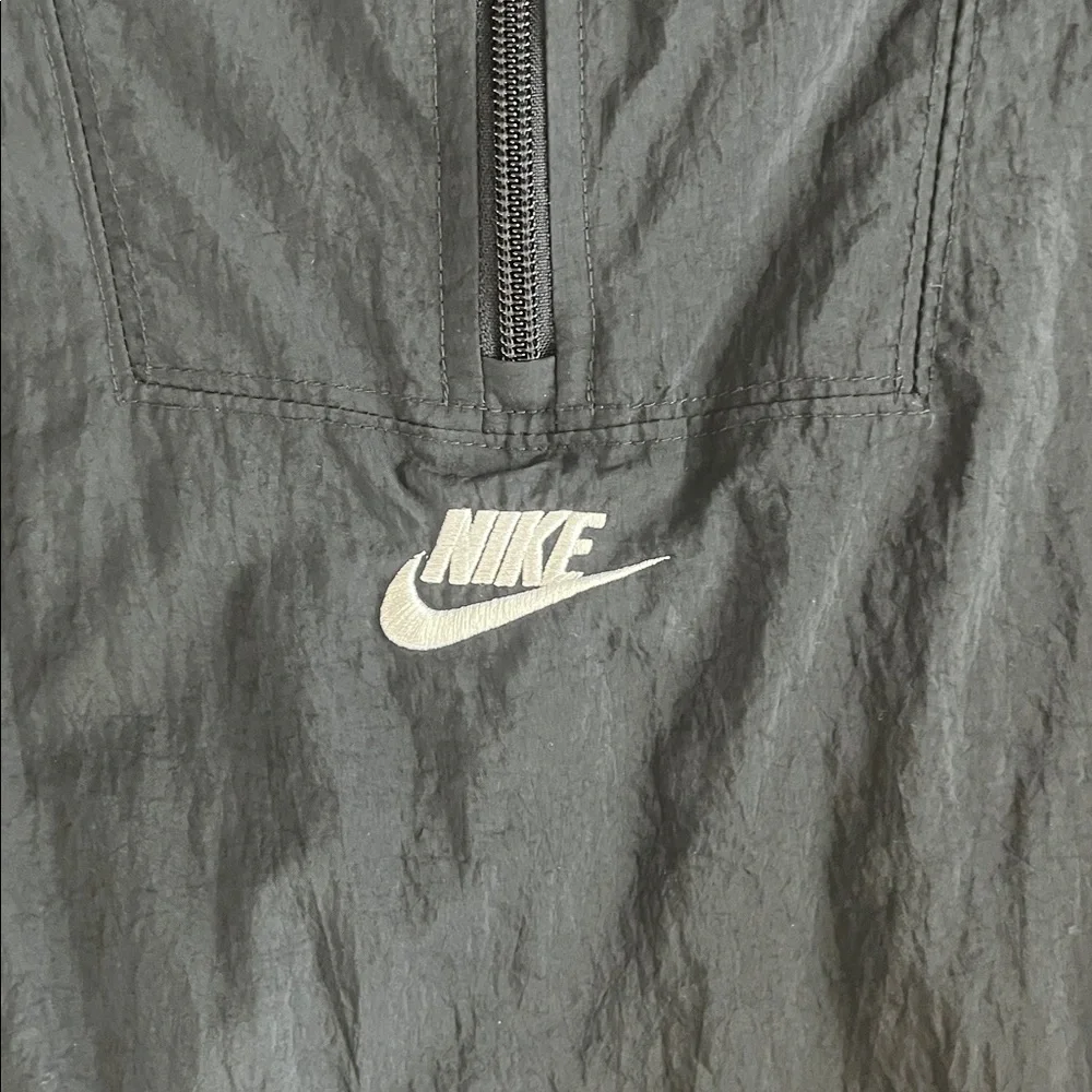Nike Half-Zip Pullover Jacket Medium Black White Gray Windbreaker Synch Waist - Picture 3 of 16